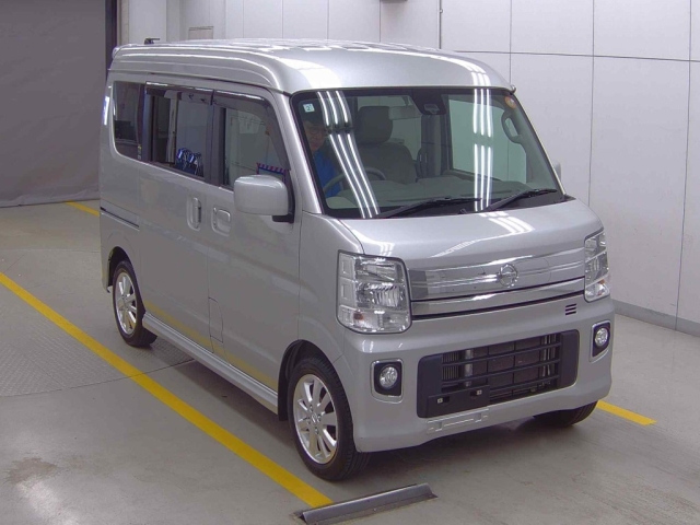 NISSAN CLIPPER RIO
