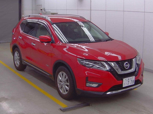 NISSAN X-TRAIL