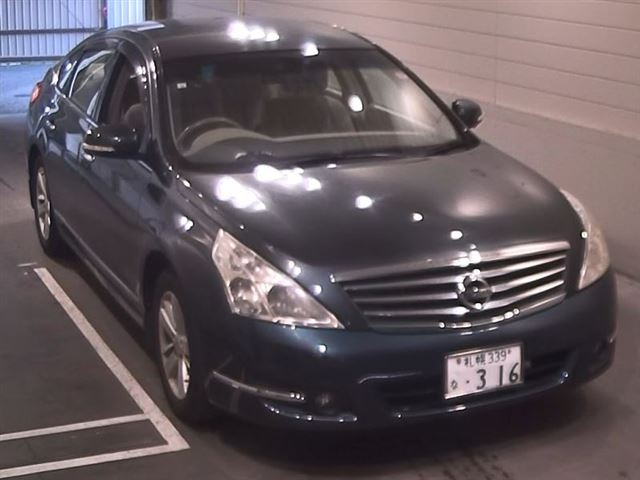 NISSAN TEANA