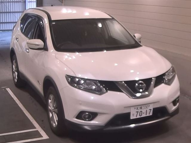 NISSAN X-TRAIL