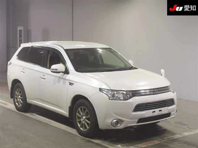 MITSUBISHI OUTLANDER PHEV