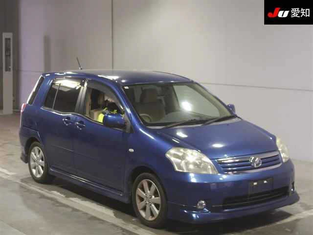 TOYOTA RAUM