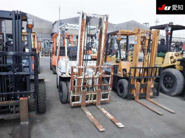 TOYOTA FORKLIFT
