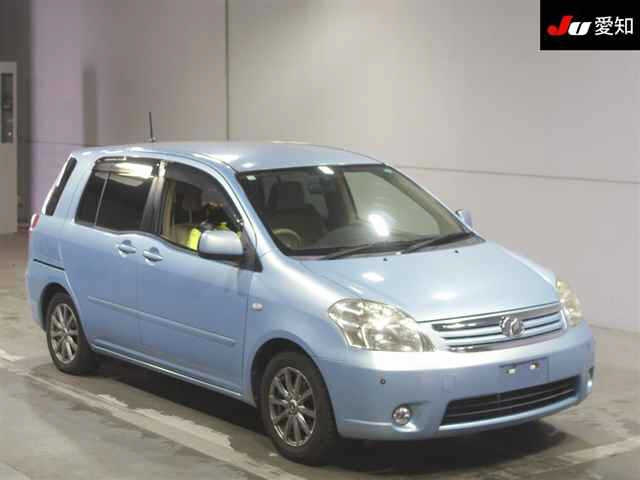 TOYOTA RAUM