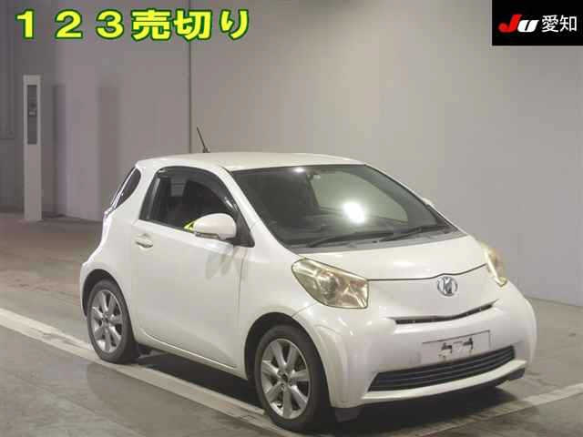TOYOTA IQ
