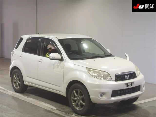 DAIHATSU BEGO