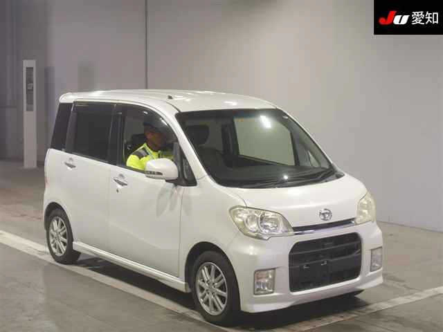 DAIHATSU TANTO EXE