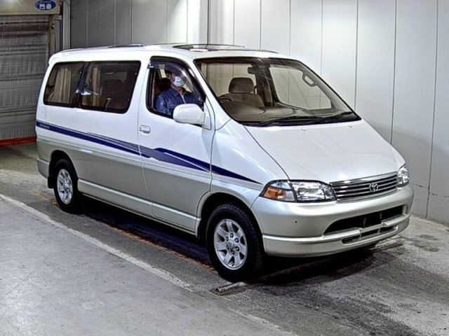 TOYOTA GRANVIA