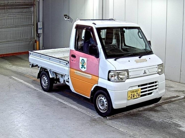 MITSUBISHI MINICAB TRUCK