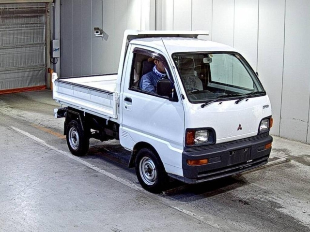 MITSUBISHI MINICAB TRUCK