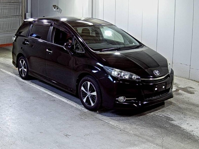 TOYOTA WISH