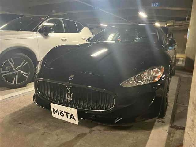 MASERATI GRANTURISMO