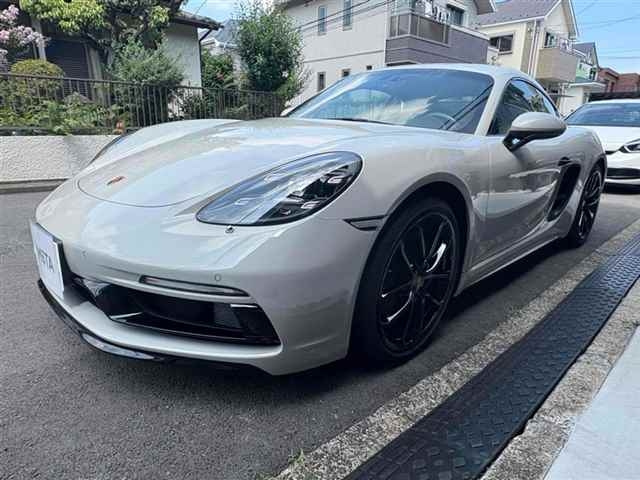 PORSCHE CAYMAN