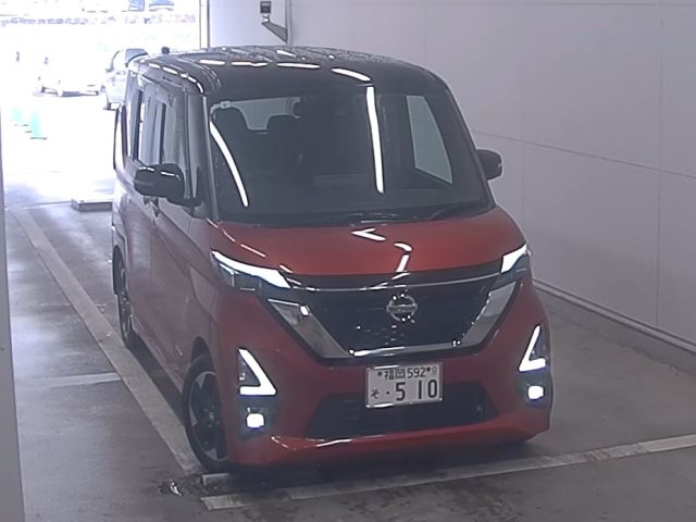 NISSAN ROOX