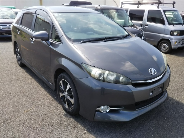 TOYOTA WISH
