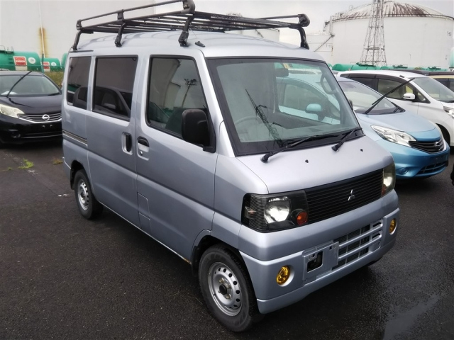 MITSUBISHI MINICAB VAN
