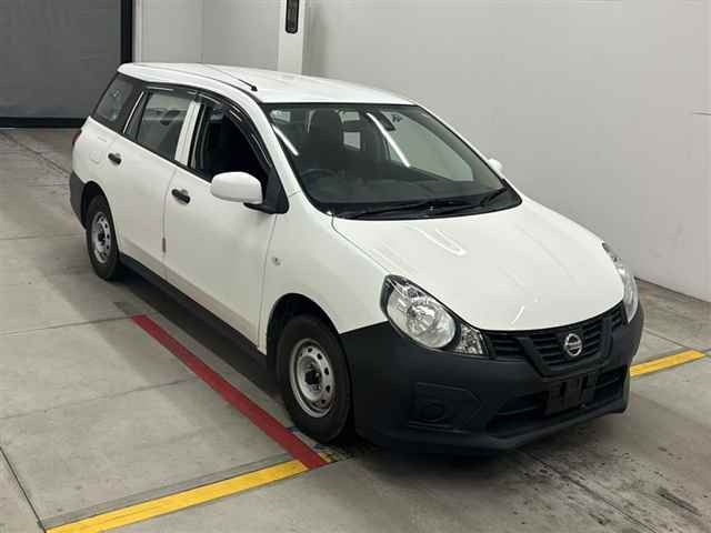 NISSAN AD