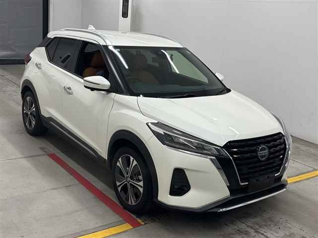 NISSAN KIX