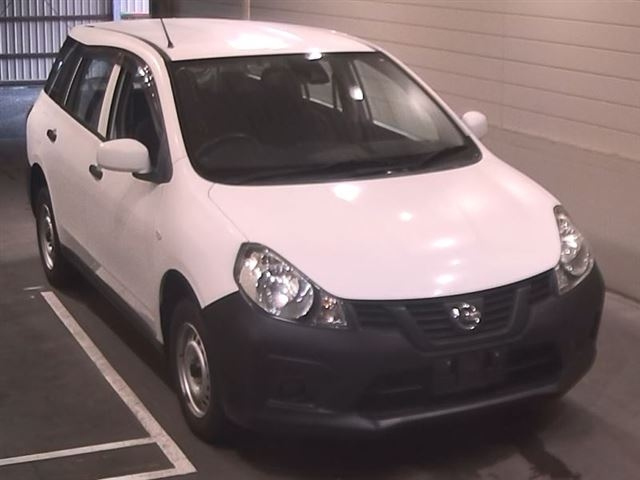 NISSAN AD