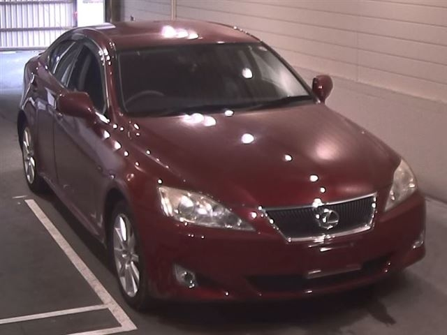 LEXUS IS