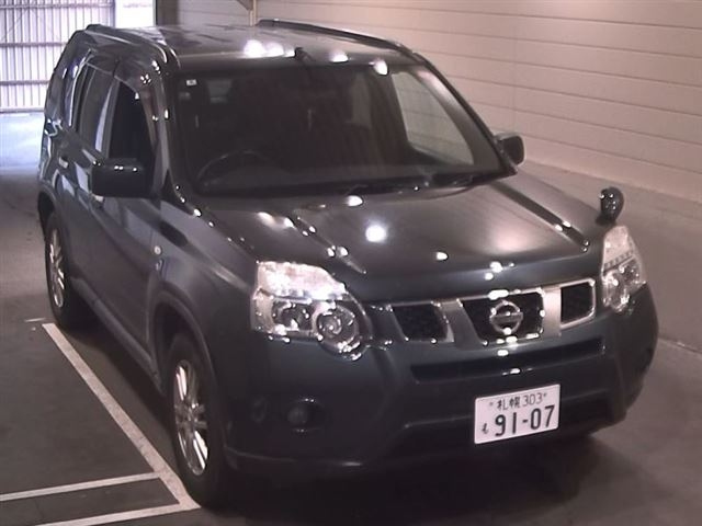 NISSAN X-TRAIL