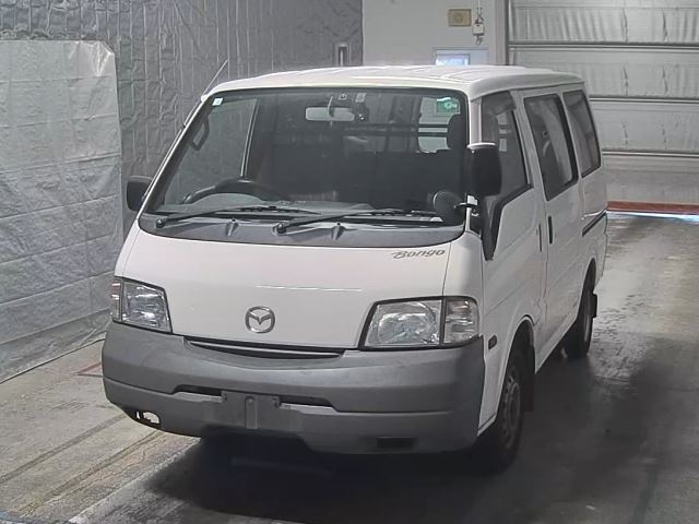 MAZDA BONGO VAN
