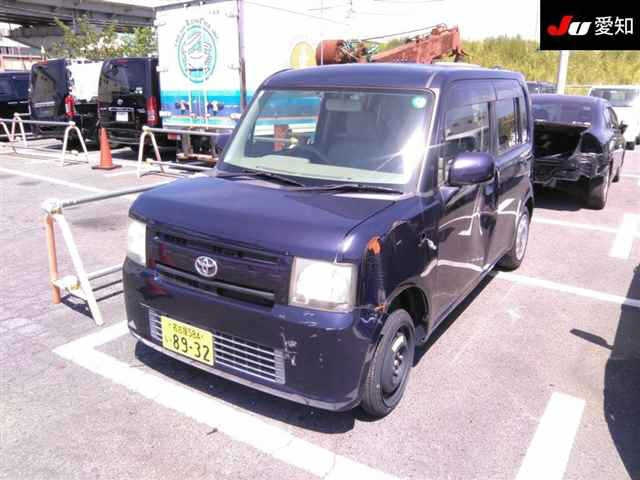 TOYOTA PIXIS SPACE