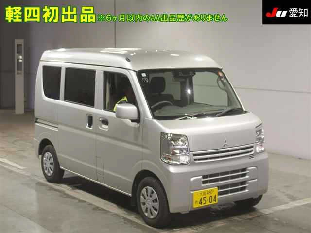 MITSUBISHI MINICAB VAN