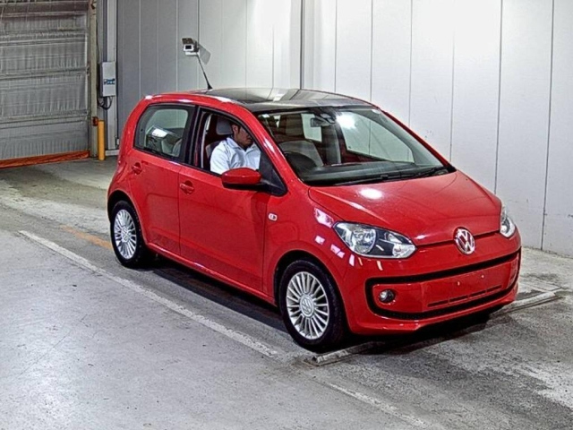 VOLKSWAGEN UP