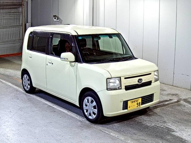 DAIHATSU MOVE CONTE