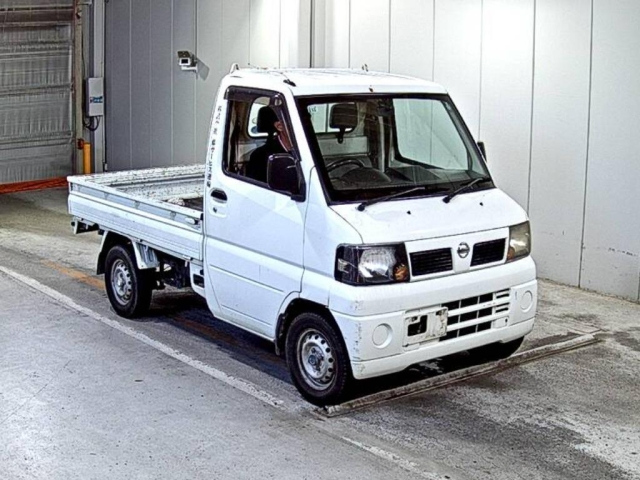 NISSAN CLIPPER TRUCK
