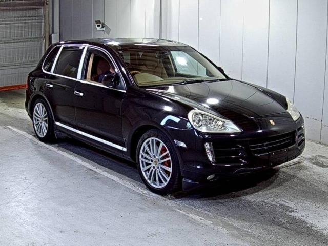 PORSCHE CAYENNE