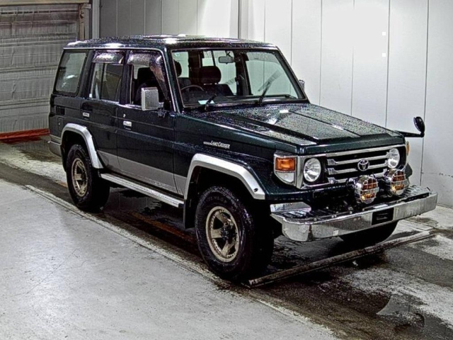 TOYOTA LAND CRUISER