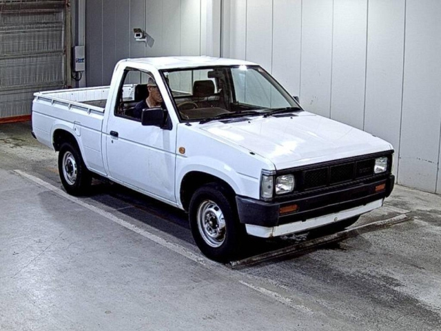 NISSAN DATSUN PICKUP