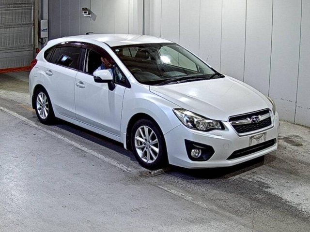 SUBARU IMPREZA