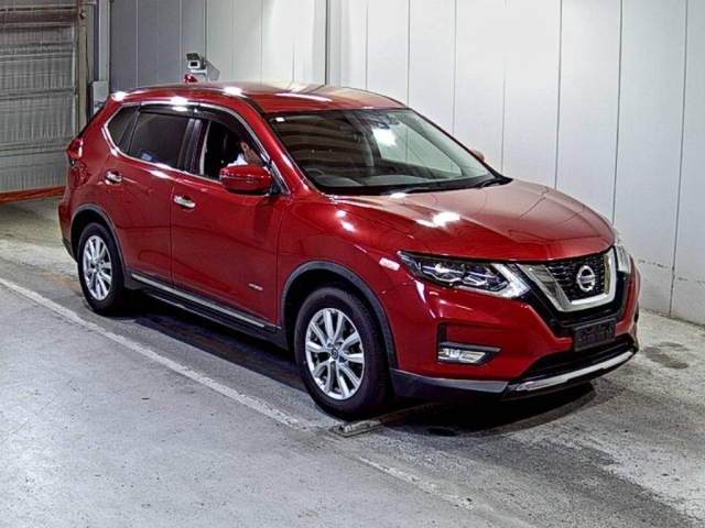 NISSAN X-TRAIL