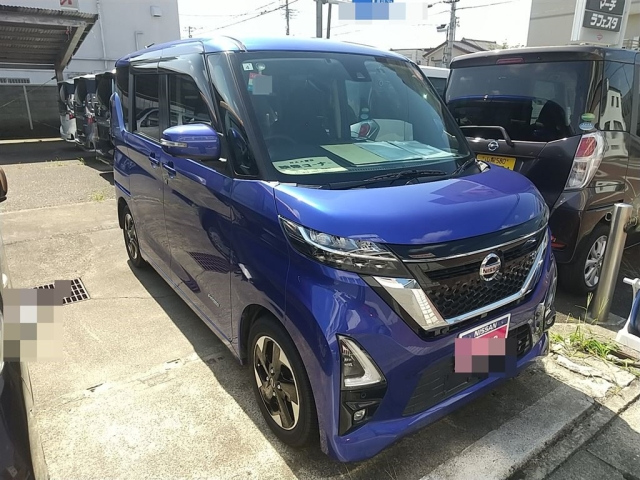 NISSAN ROOX