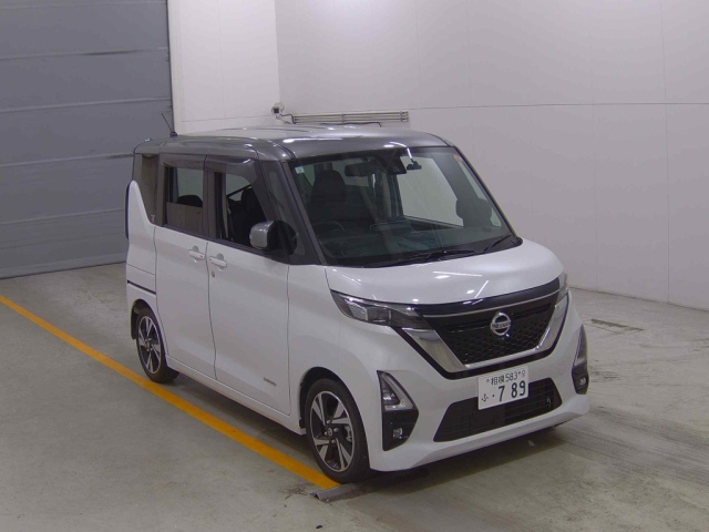 NISSAN ROOX