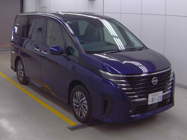 NISSAN SERENA