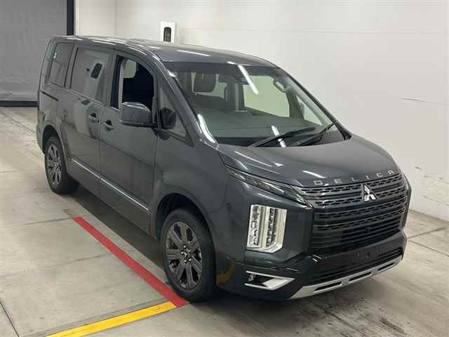 MITSUBISHI DELICA D5