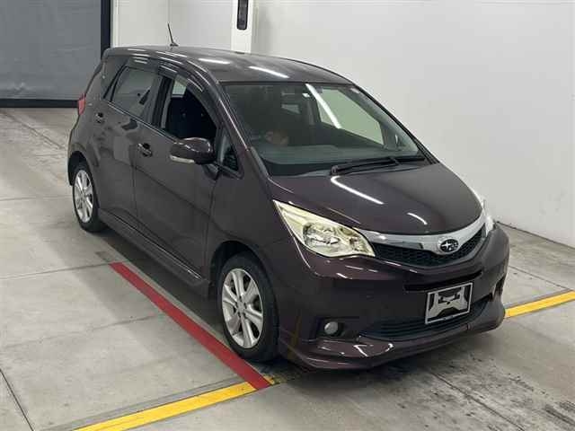 SUBARU TREZIA