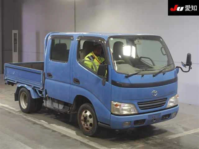 TOYOTA DYNA