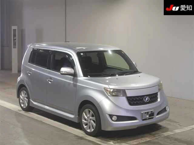 TOYOTA BB