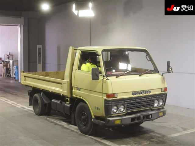 TOYOTA DYNA