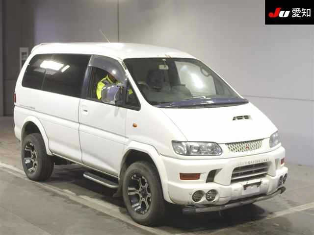 MITSUBISHI DELICA
