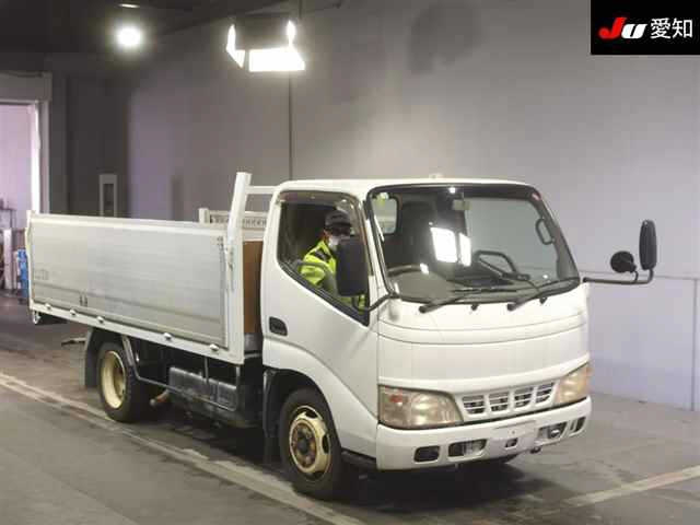 TOYOTA DYNA