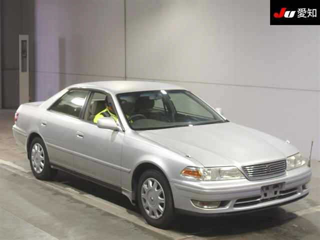 TOYOTA MARK II