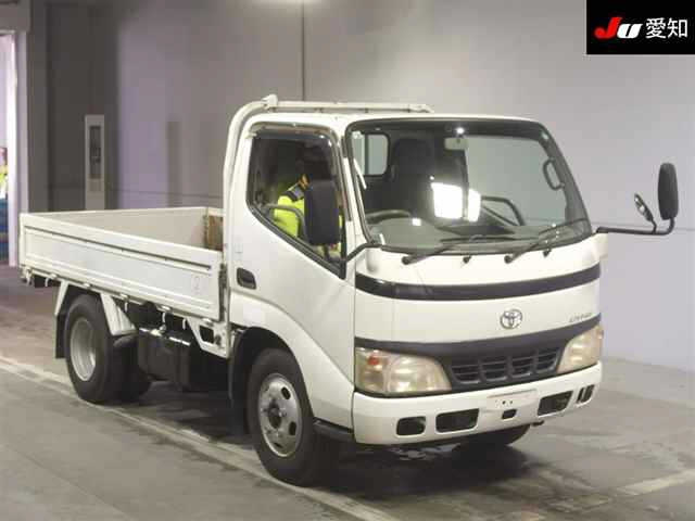 TOYOTA DYNA
