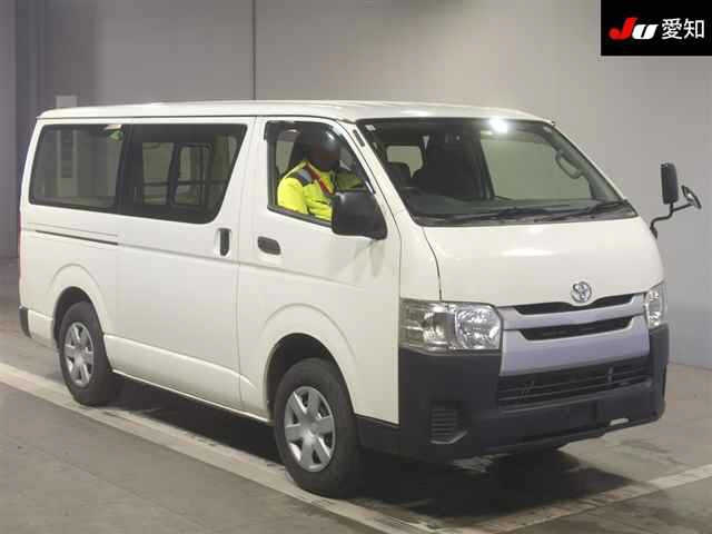 TOYOTA REGIUS ACE VAN