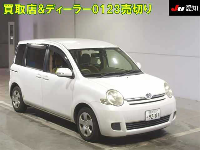 TOYOTA SIENTA